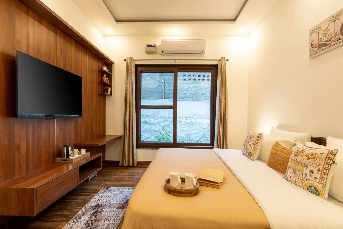BrookVale Manor, New Delhi