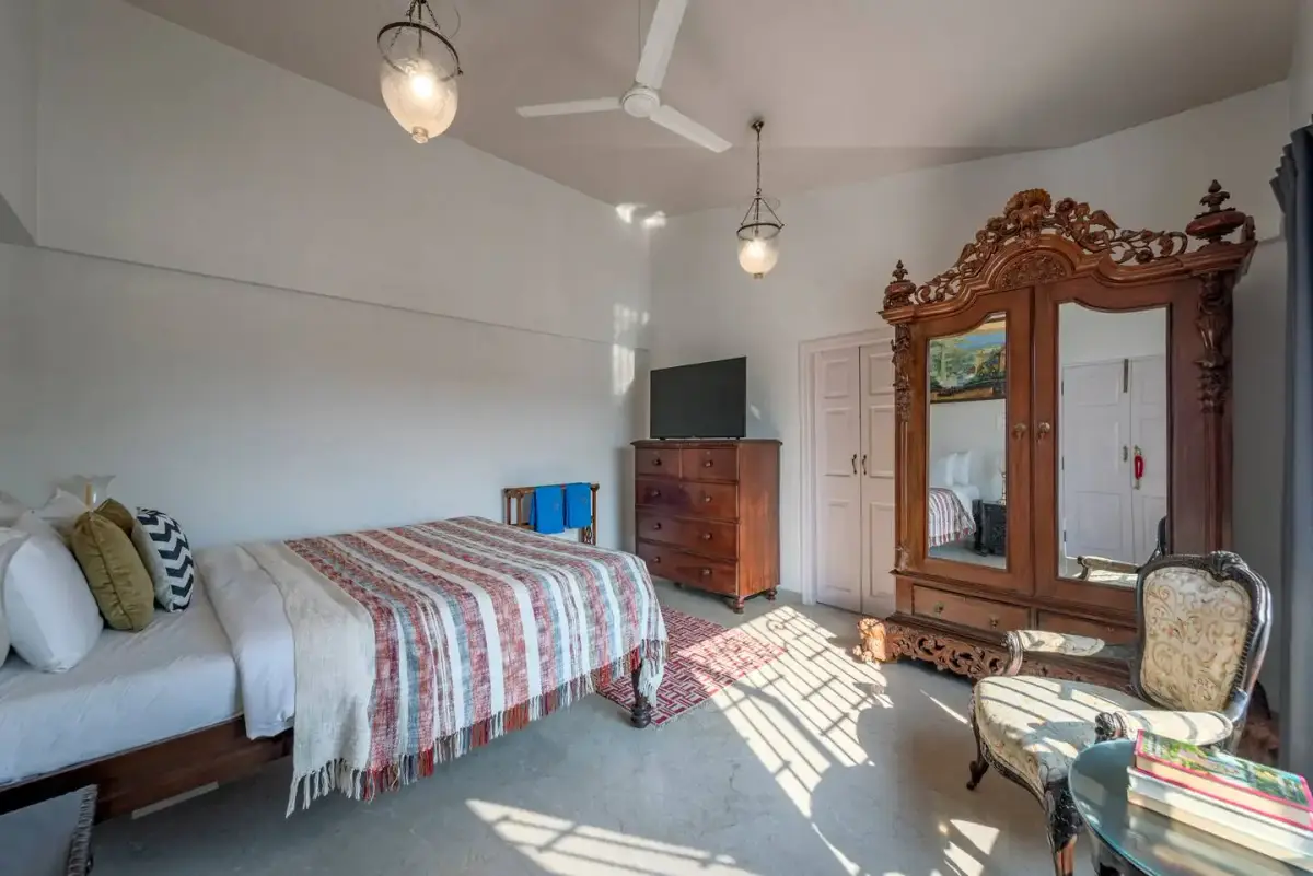 Brunton House, Alibaug