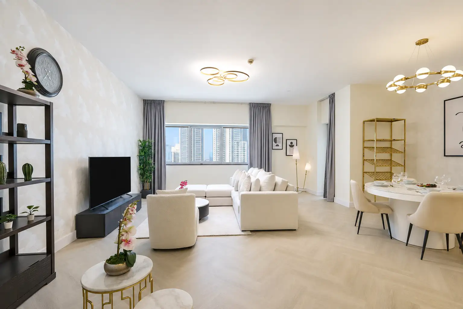 Burj Khalifa View 2BR Spacious Apartment, Dubai