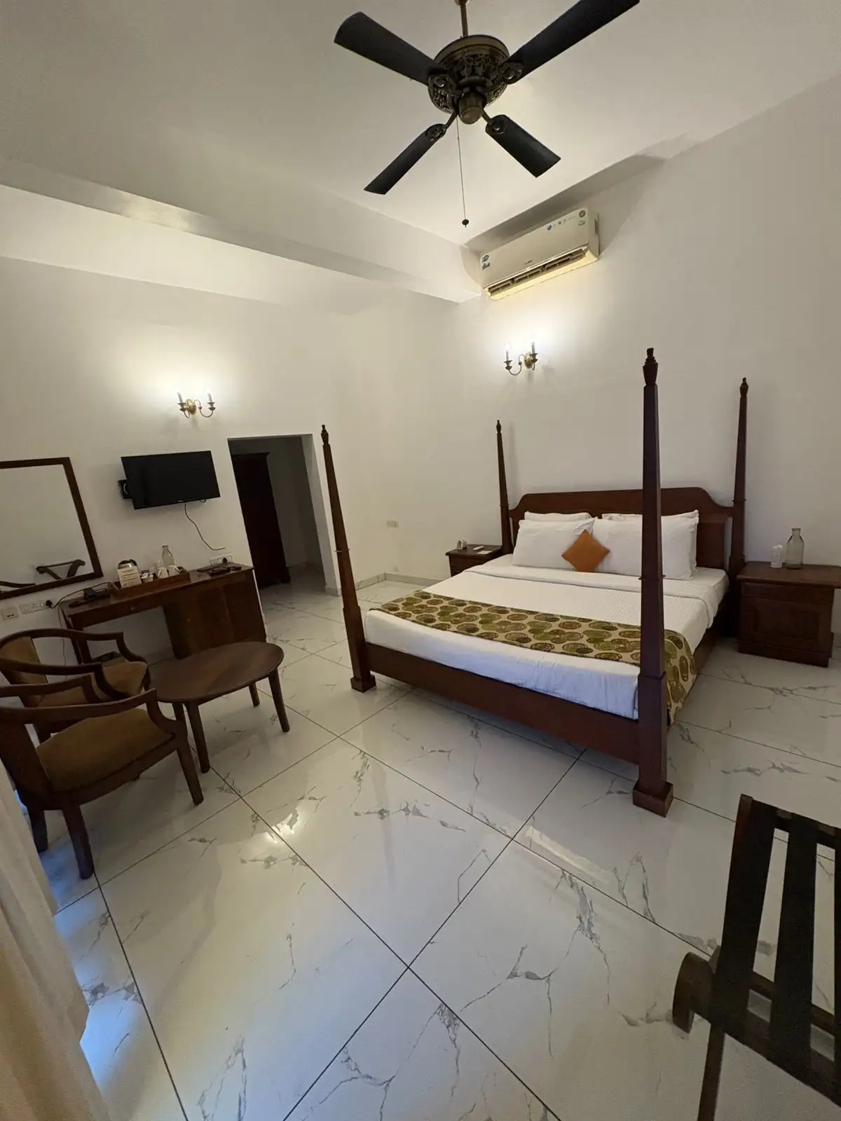 By The Bay Kovalam Deluxe Sea View