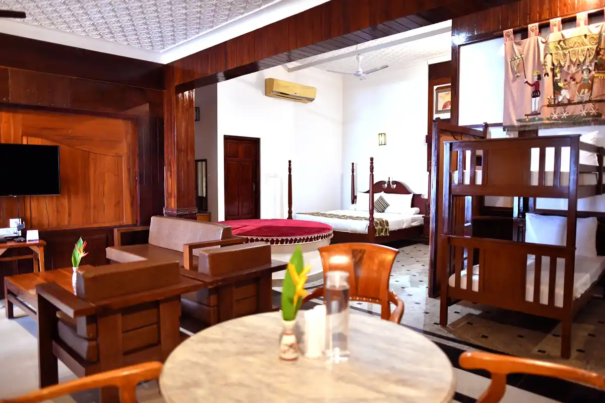 By The Bay Kovalam Family Sea View