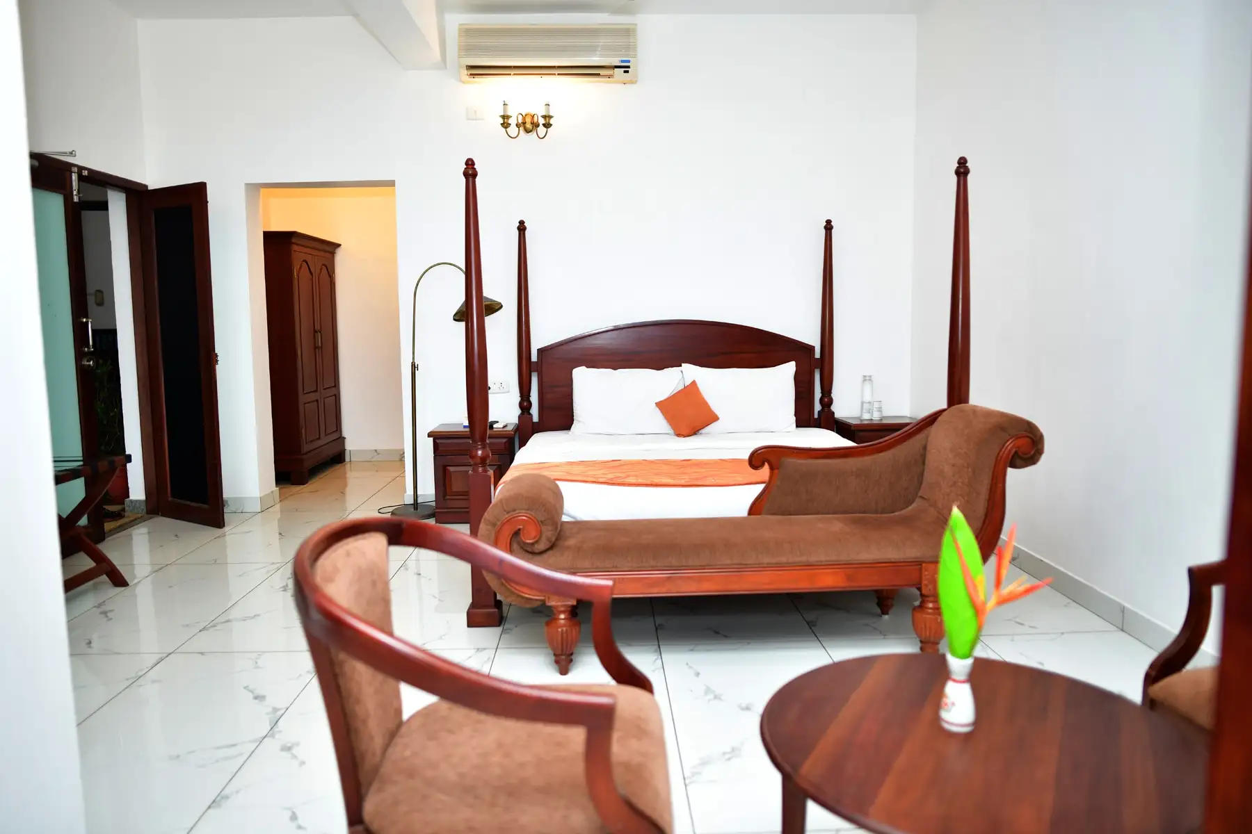 By The Bay Kovalam Execuitve Sea View Room