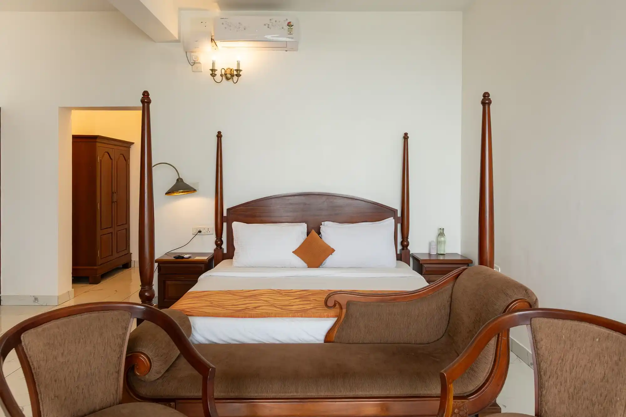 By The Bay Kovalam Execuitve Sea View Room