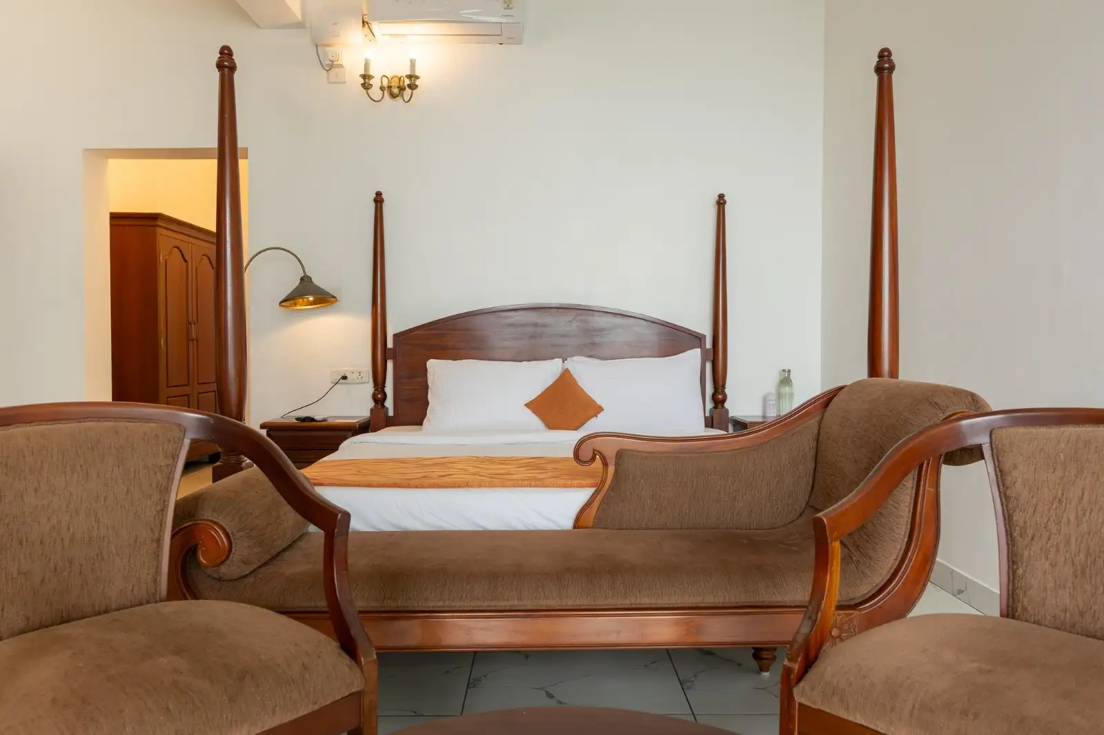 By The Bay Kovalam Execuitve Sea View Room