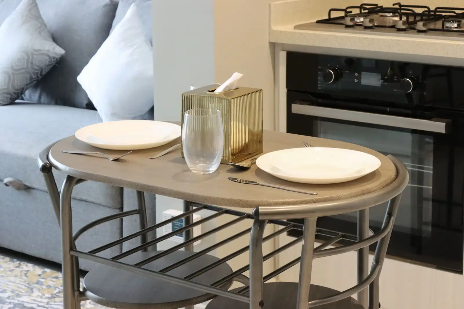 Canalfront Gem 1BR in Zada Tower, Dubai