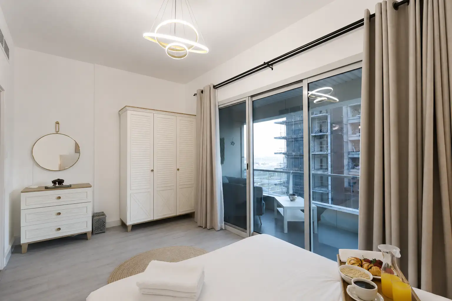Casa Aruri, Dubai