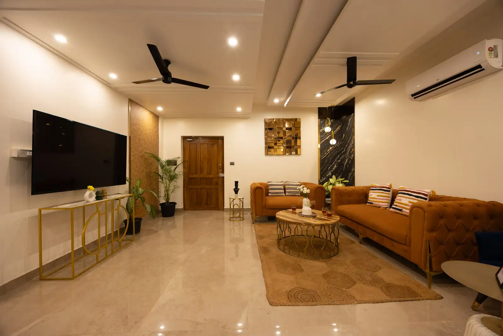Casa Clarence – Pool & Jacuzzi Villa, North Goa