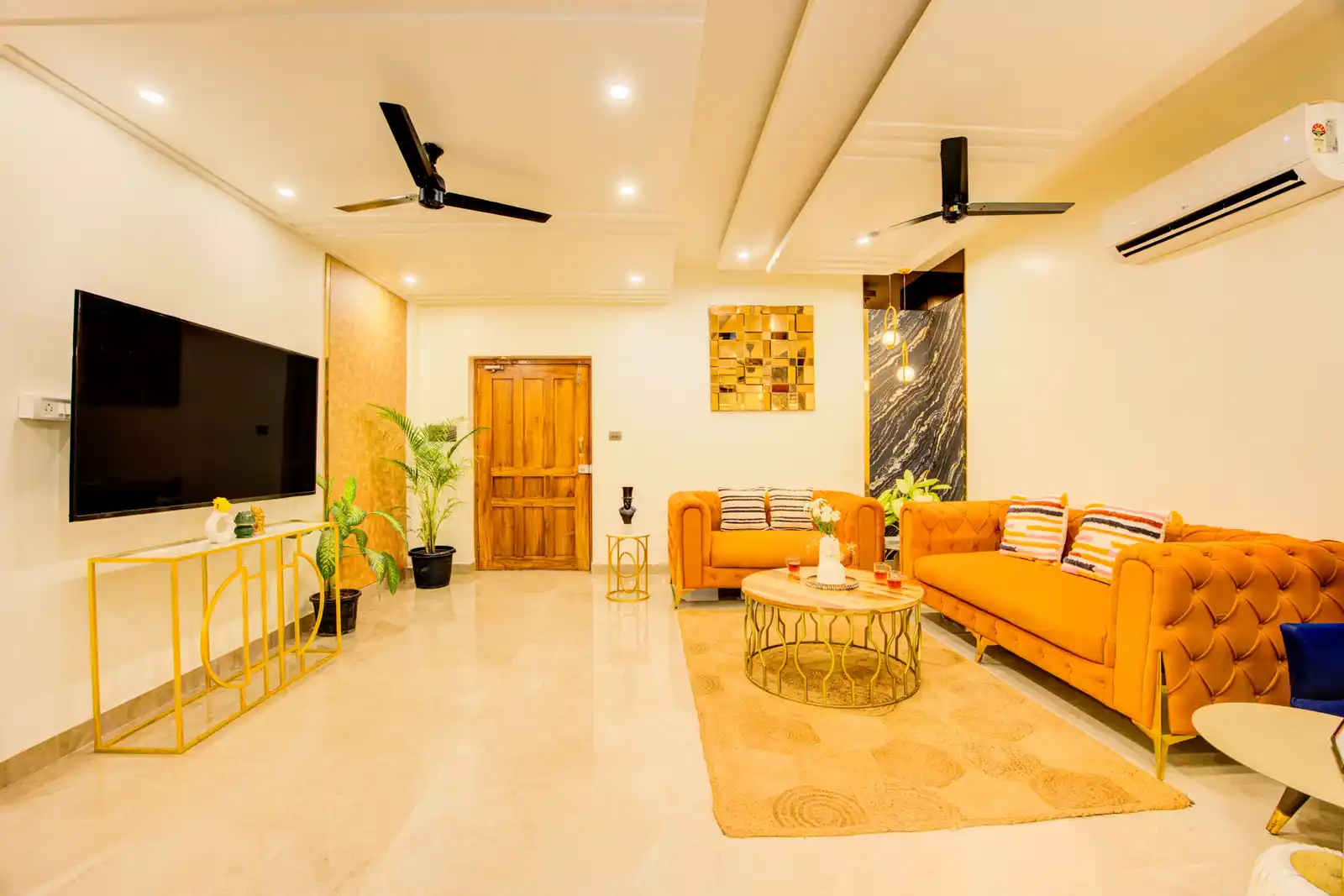 Casa Clarence – Pool & Jacuzzi Villa, North Goa