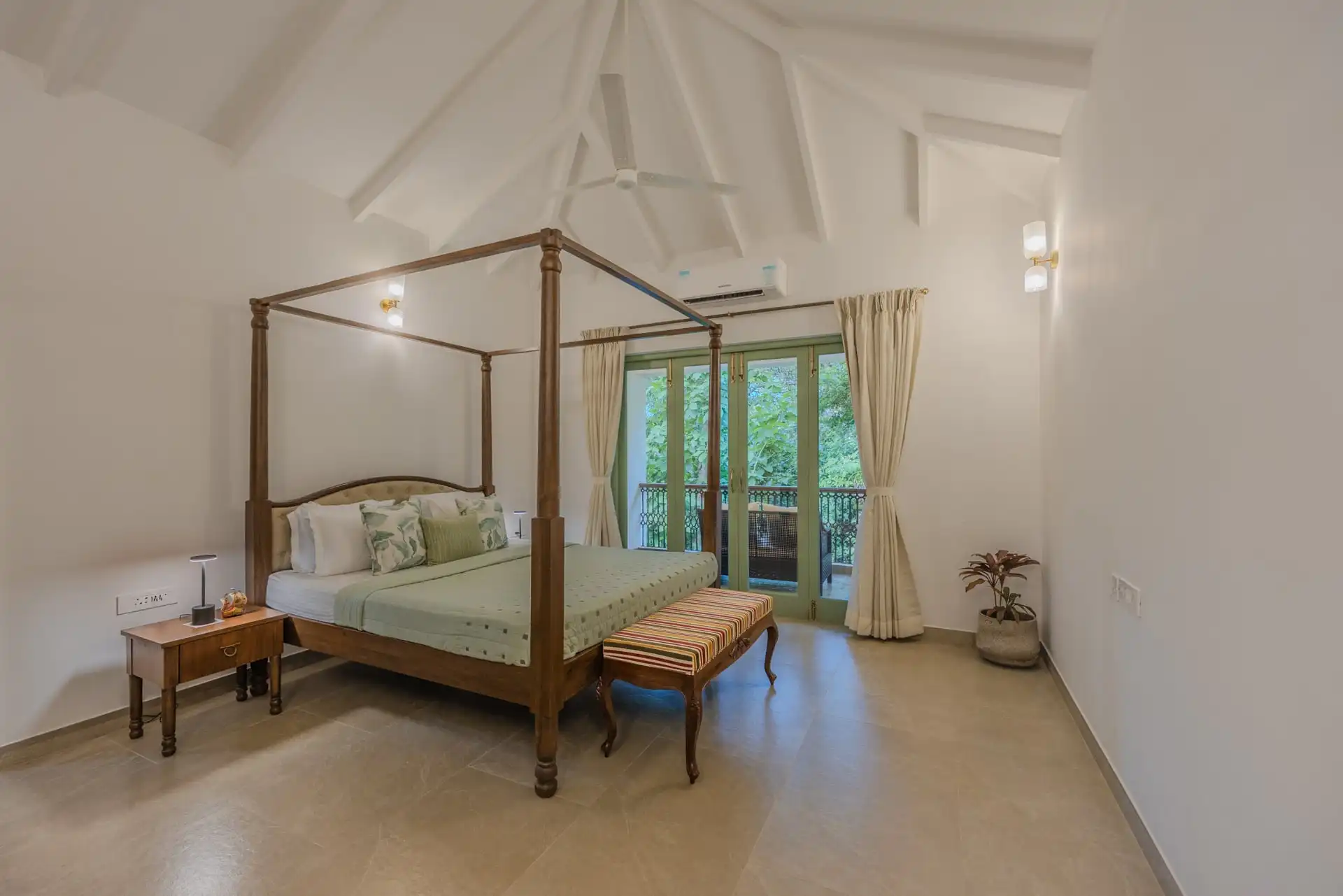 Casa Darev - Siolim, North Goa