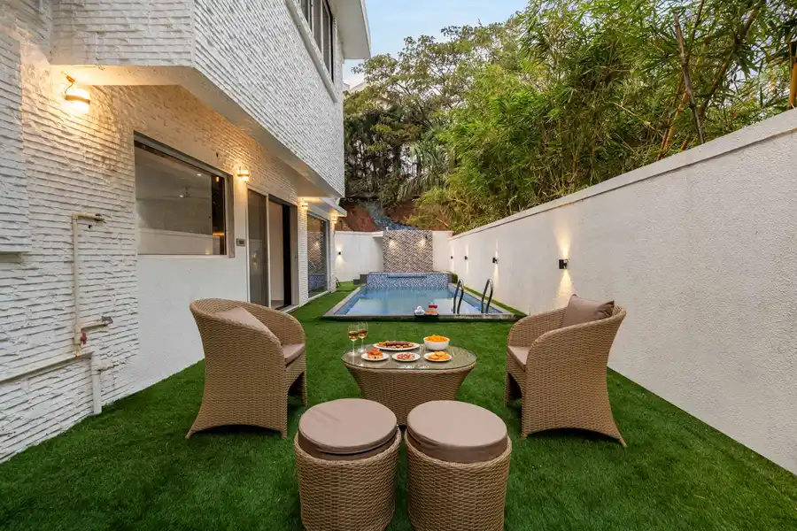 Casa Elyra, Lonavala