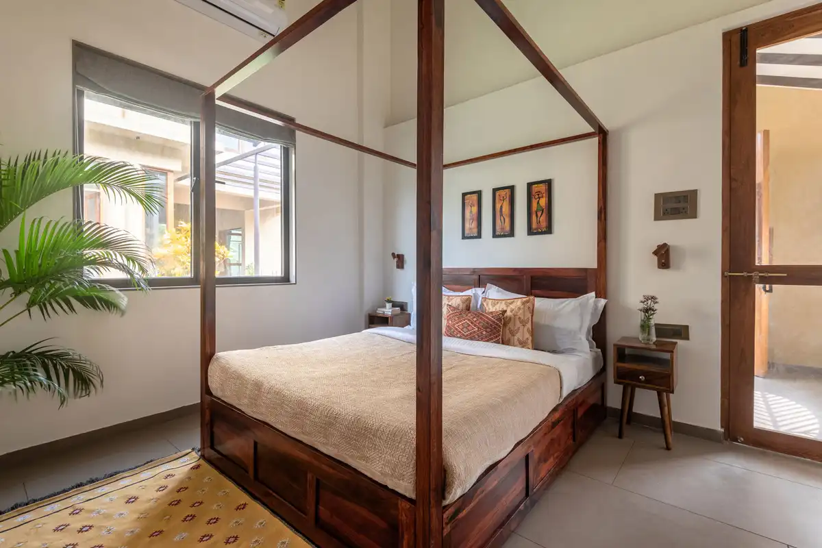 Casa Frangipani, Alibaug
