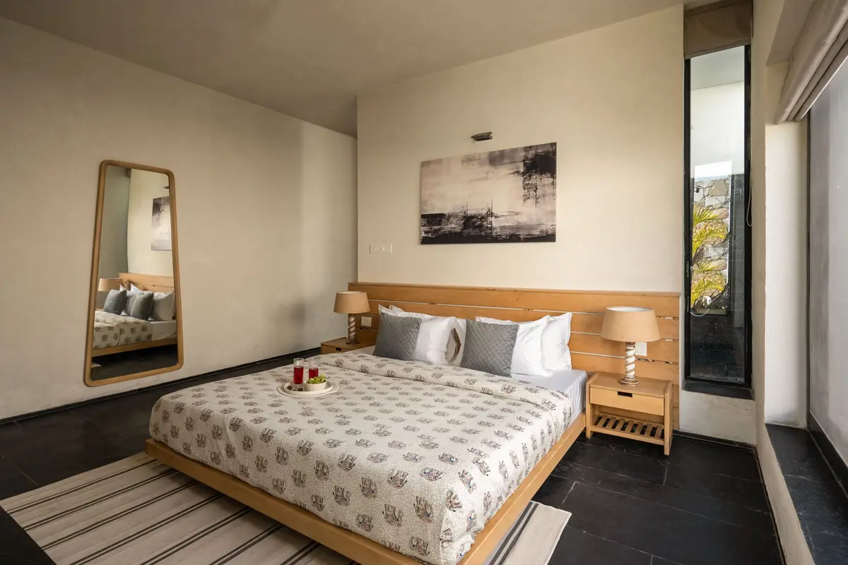 Casa V2, Jaipur