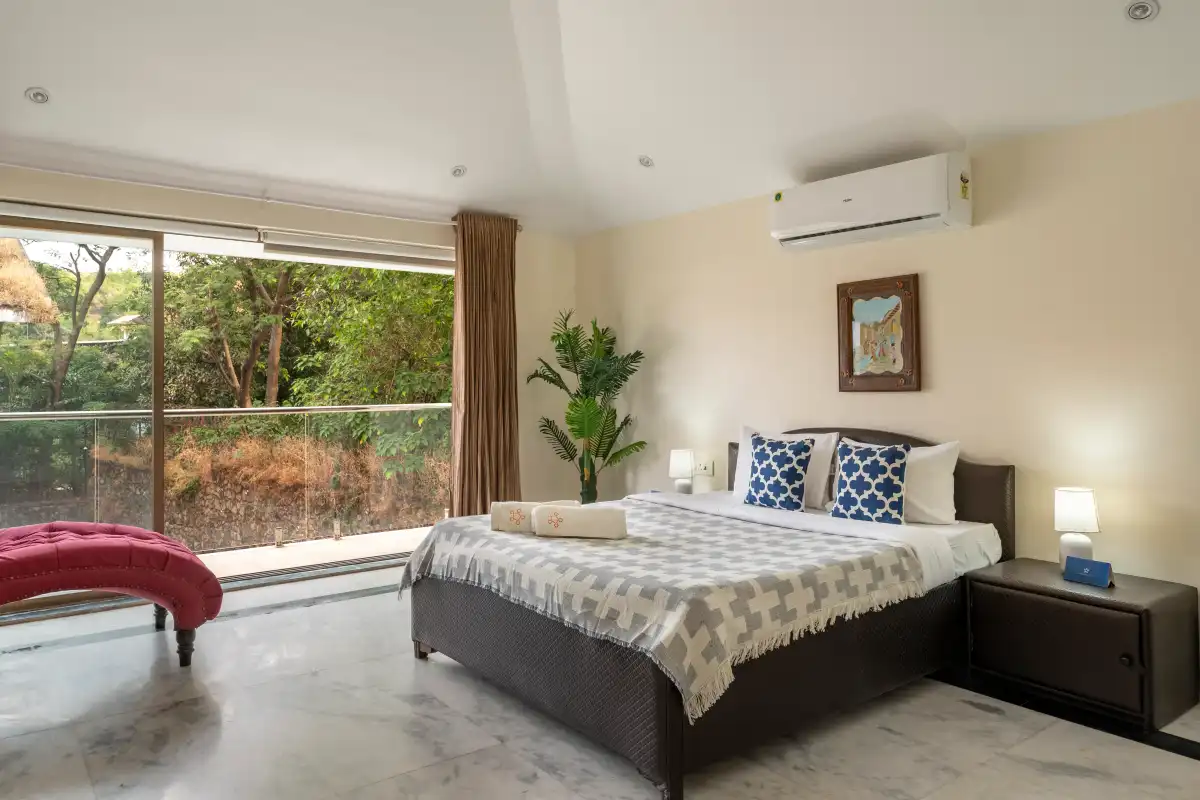 Casablanca, Lonavala