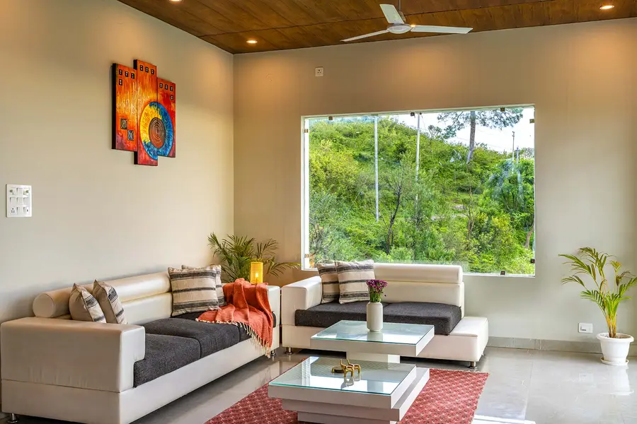 Cedar Haven - Nahan W/Outdoor Infinity Pool, Kasauli