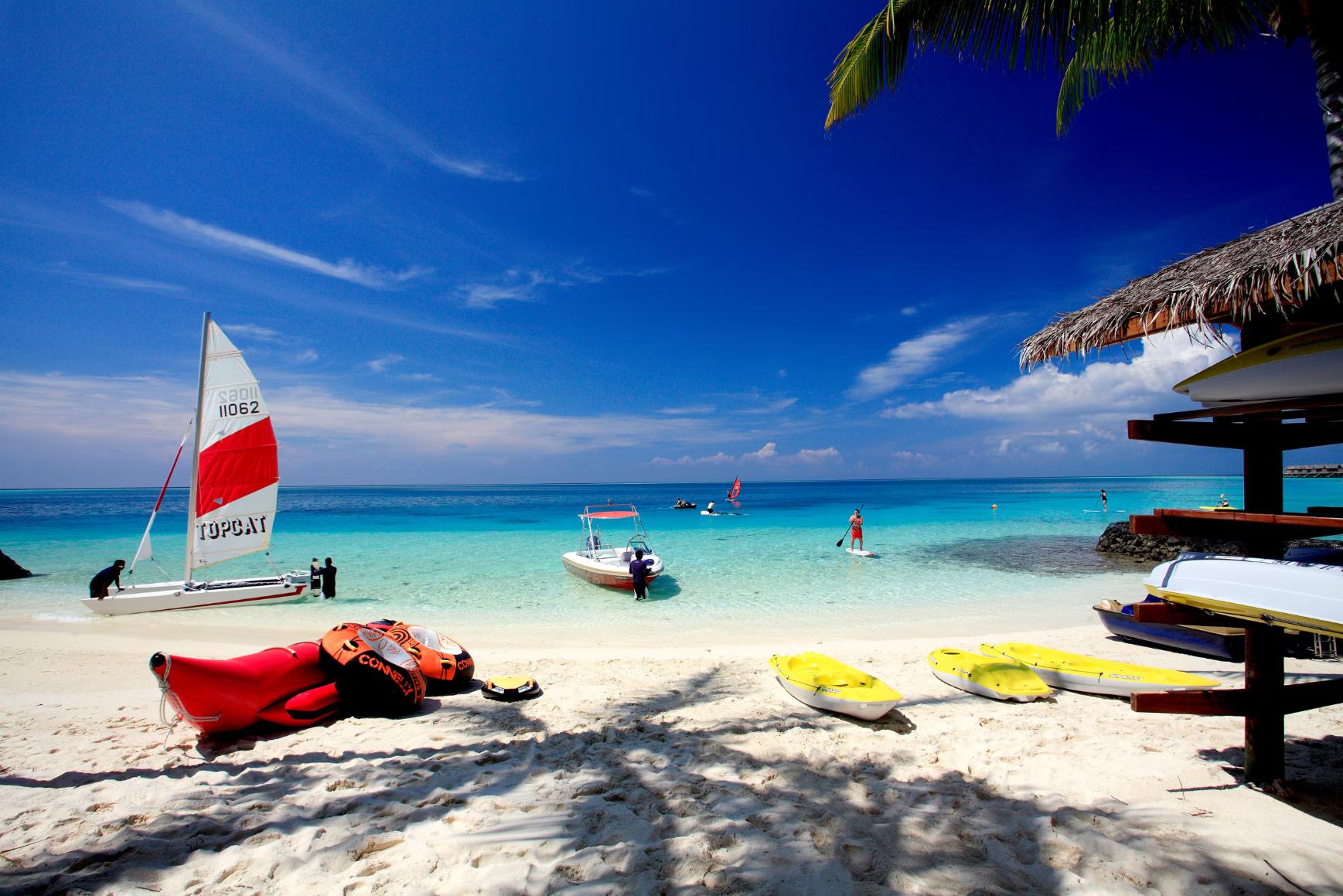 Centara Ras Fushi Resort & Spa Maldives Experiences