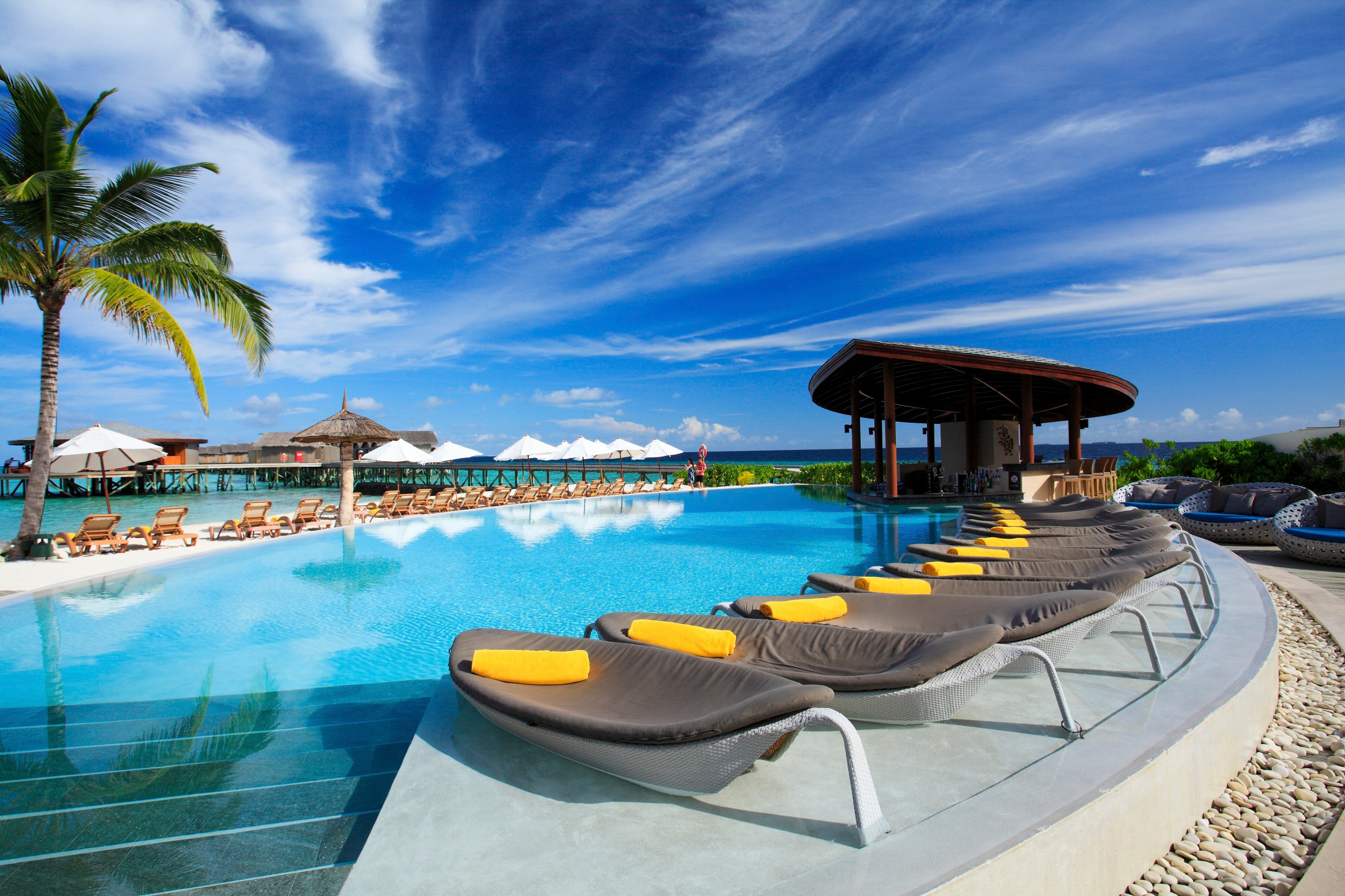 Centara Ras Fushi Resort & Spa Maldives Swimming Pool