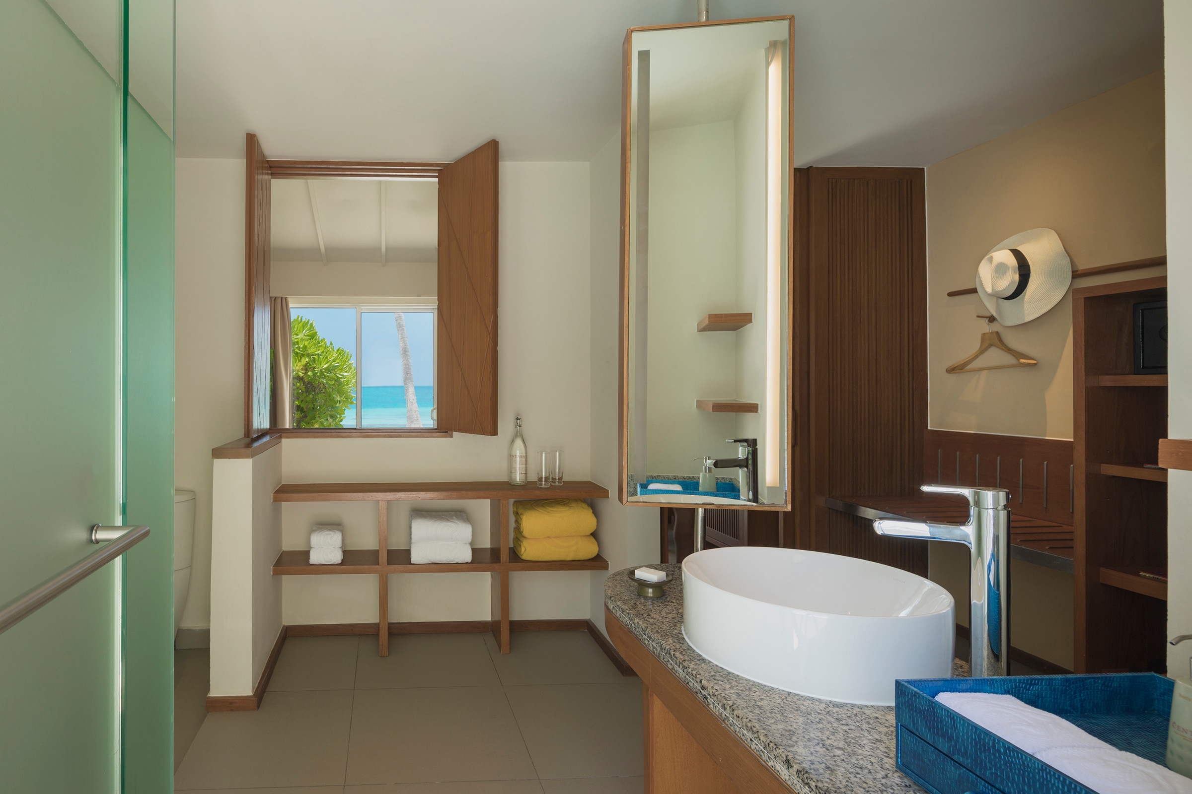 Centara Ras Fushi Resort & Spa Maldives Bathroom