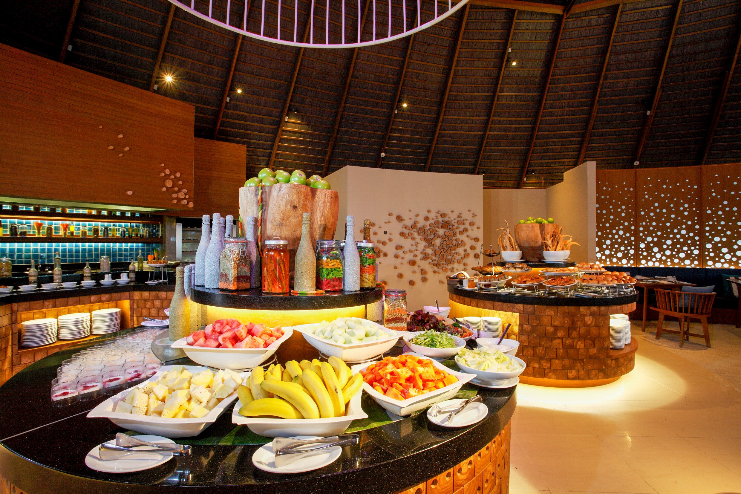Centara Ras Fushi Resort & Spa Maldives Restaurant/Dining