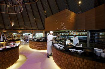 Centara Ras Fushi Resort & Spa Maldives Restaurant/Dining