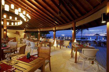 Centara Ras Fushi Resort & Spa Maldives Restaurant/Dining