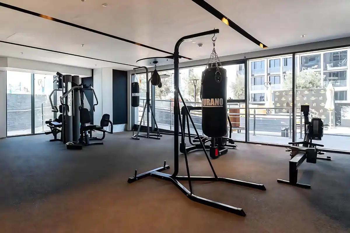 Centrally Located 1BR Near DubaiCanal and Downtown, Dubai