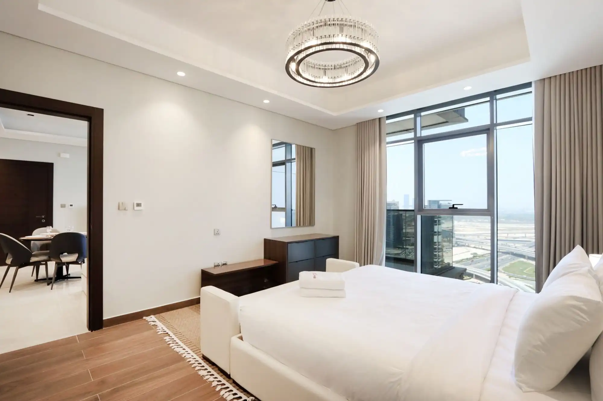 Centrally Located 1BR Near DubaiCanal and Downtown, Dubai