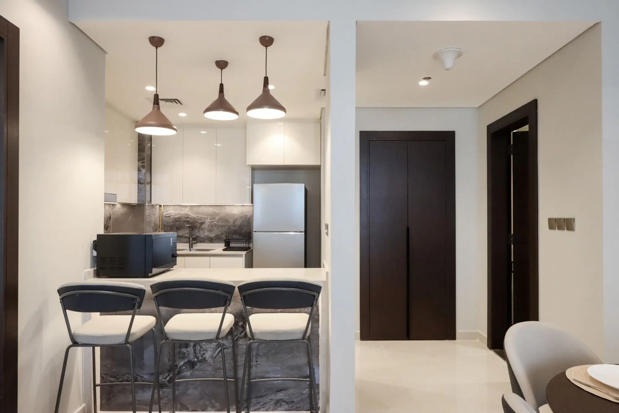 Centrally Located 1BR Near DubaiCanal and Downtown, Dubai