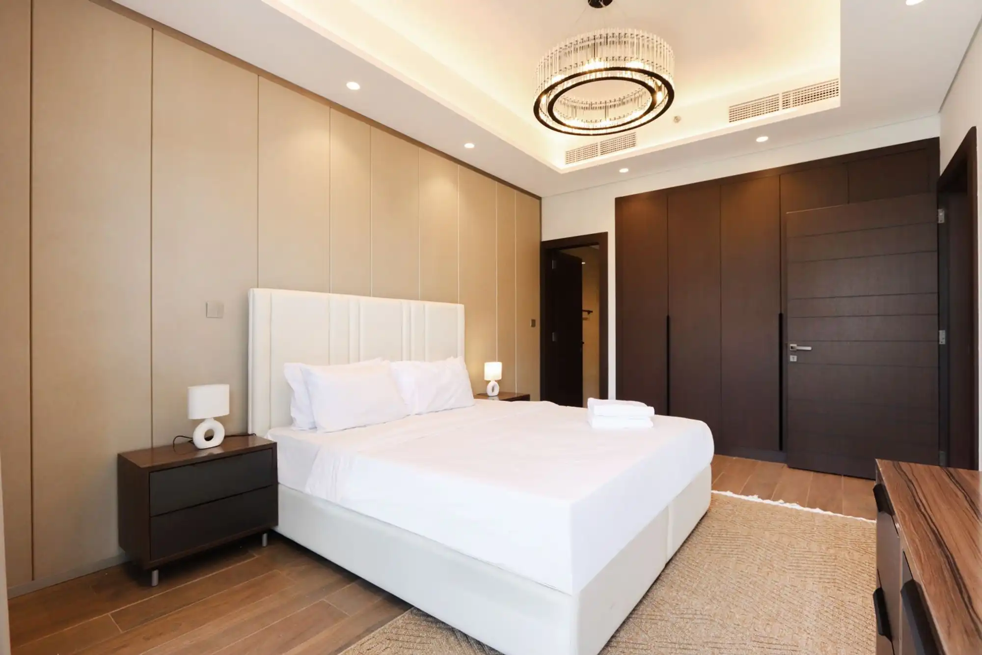 Chic 1B in Nobles, Dubai