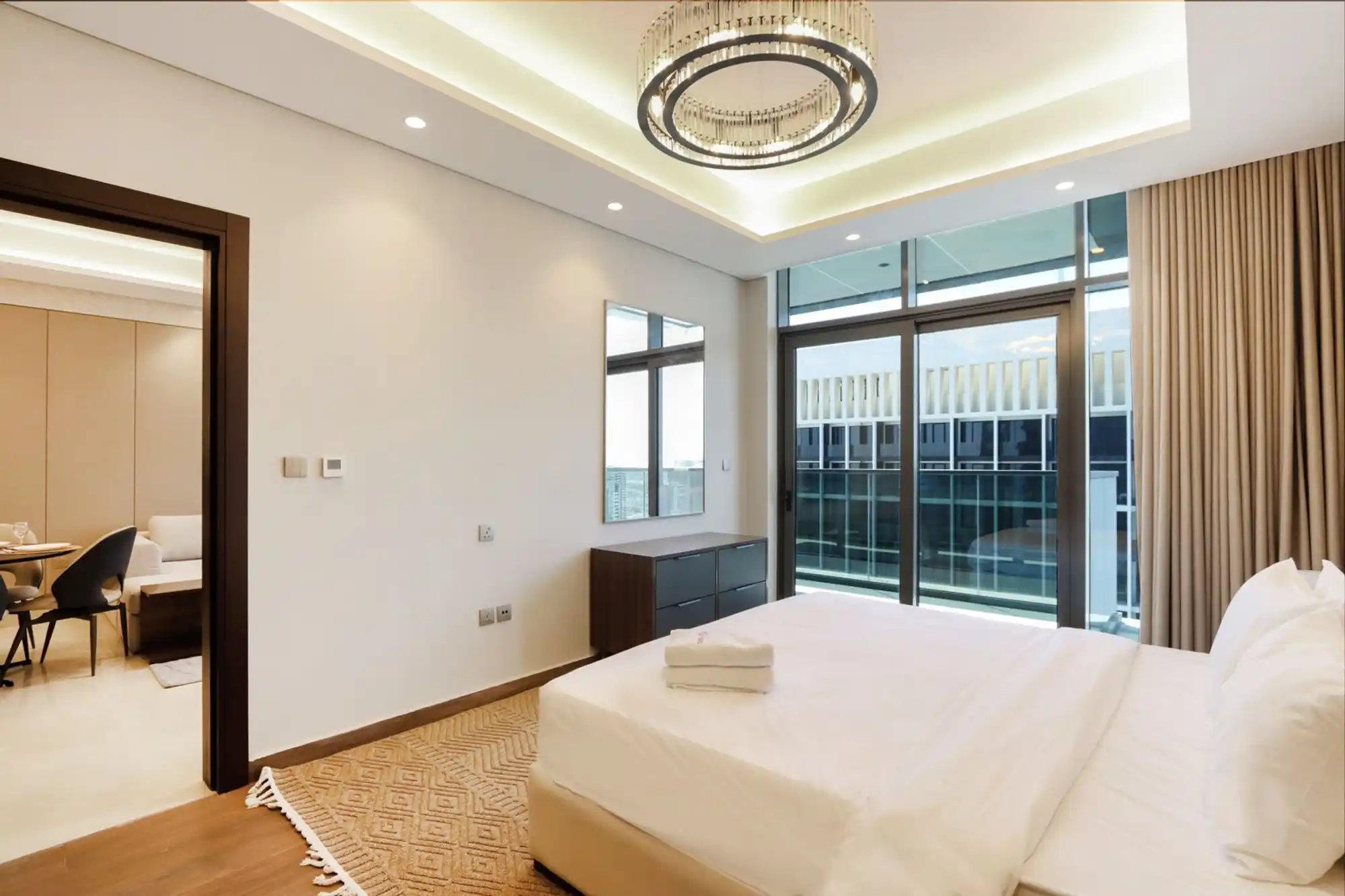 Chic 1B in Nobles, Dubai