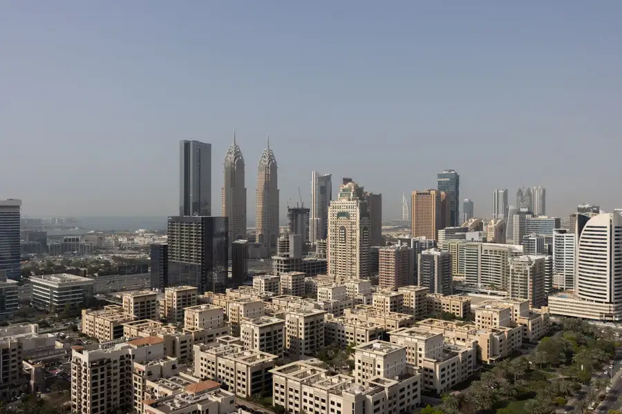Chic High-Floor 1BR in The Greens, Dubai
