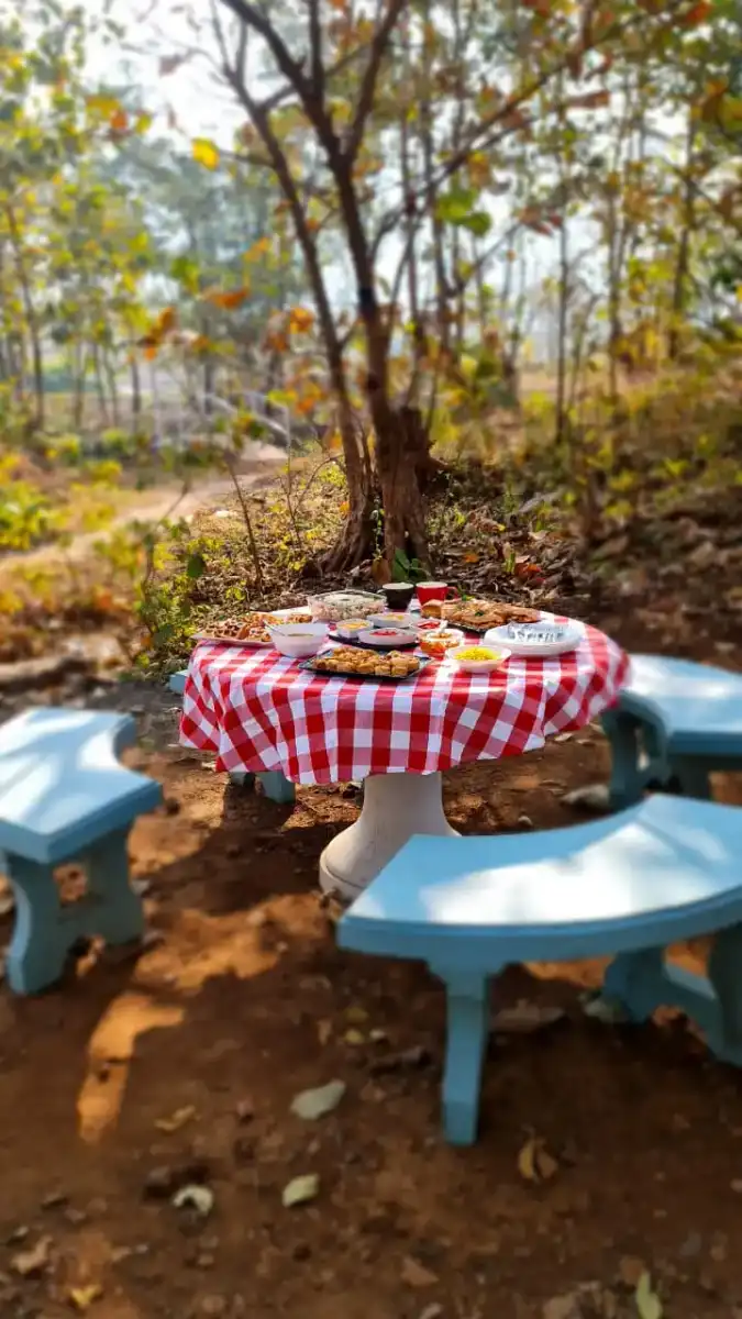 Chirping Chalet, Karjat