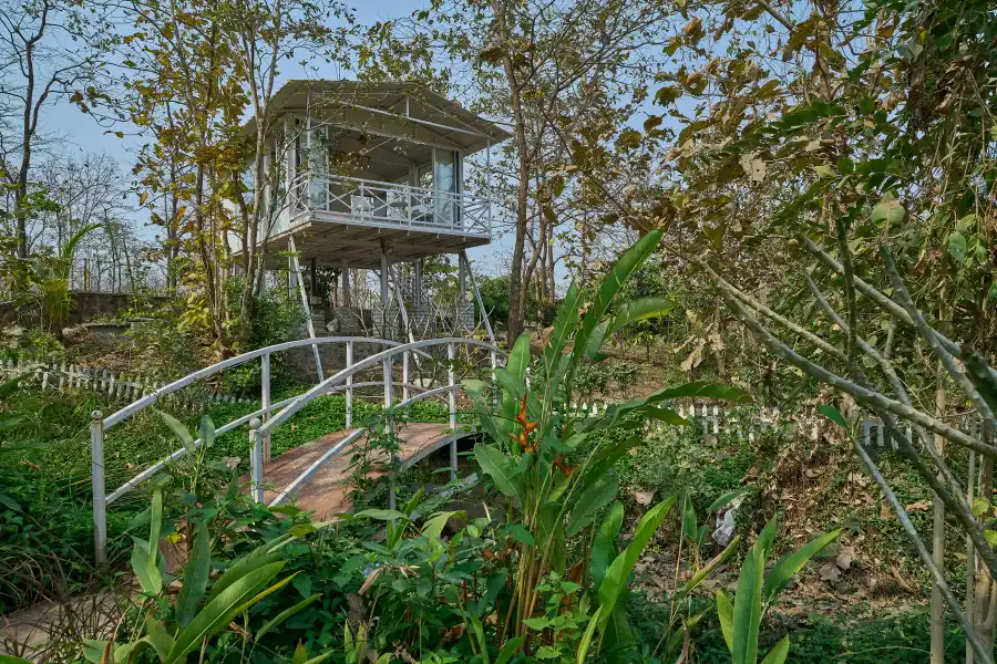 Chirping Chalet, Karjat