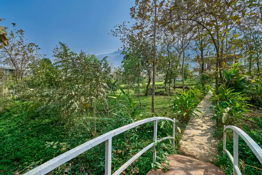 Chirping Chalet, Karjat