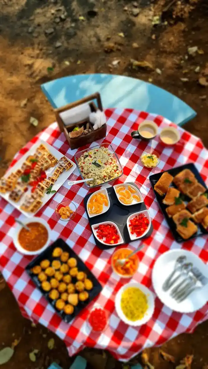 Chirping Chalet, Karjat