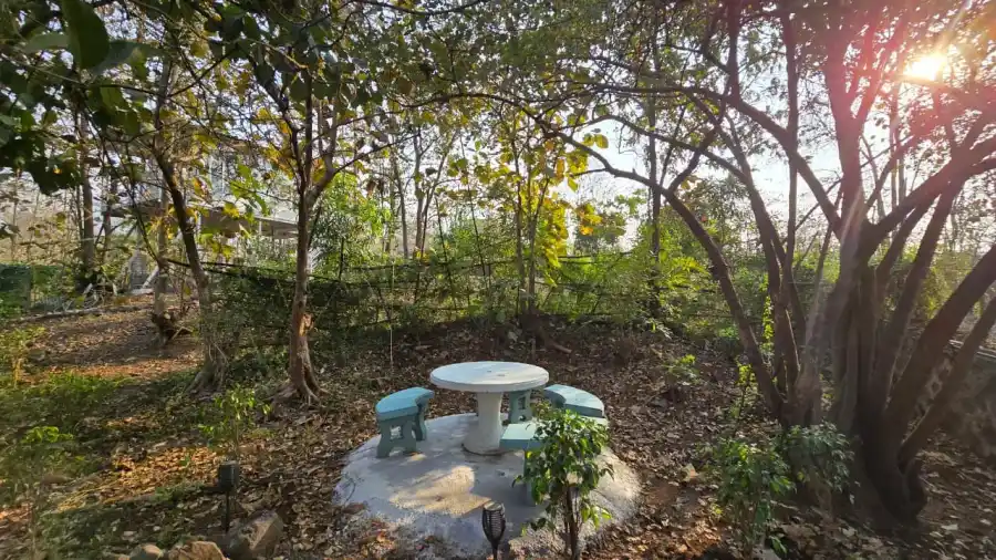 Chirping Chalet, Karjat