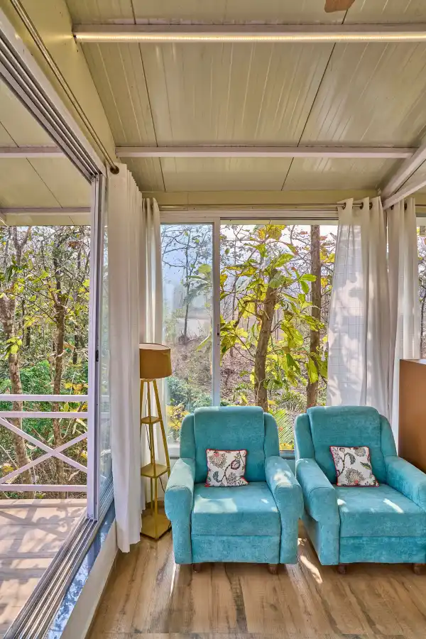 Chirping Chalet, Karjat