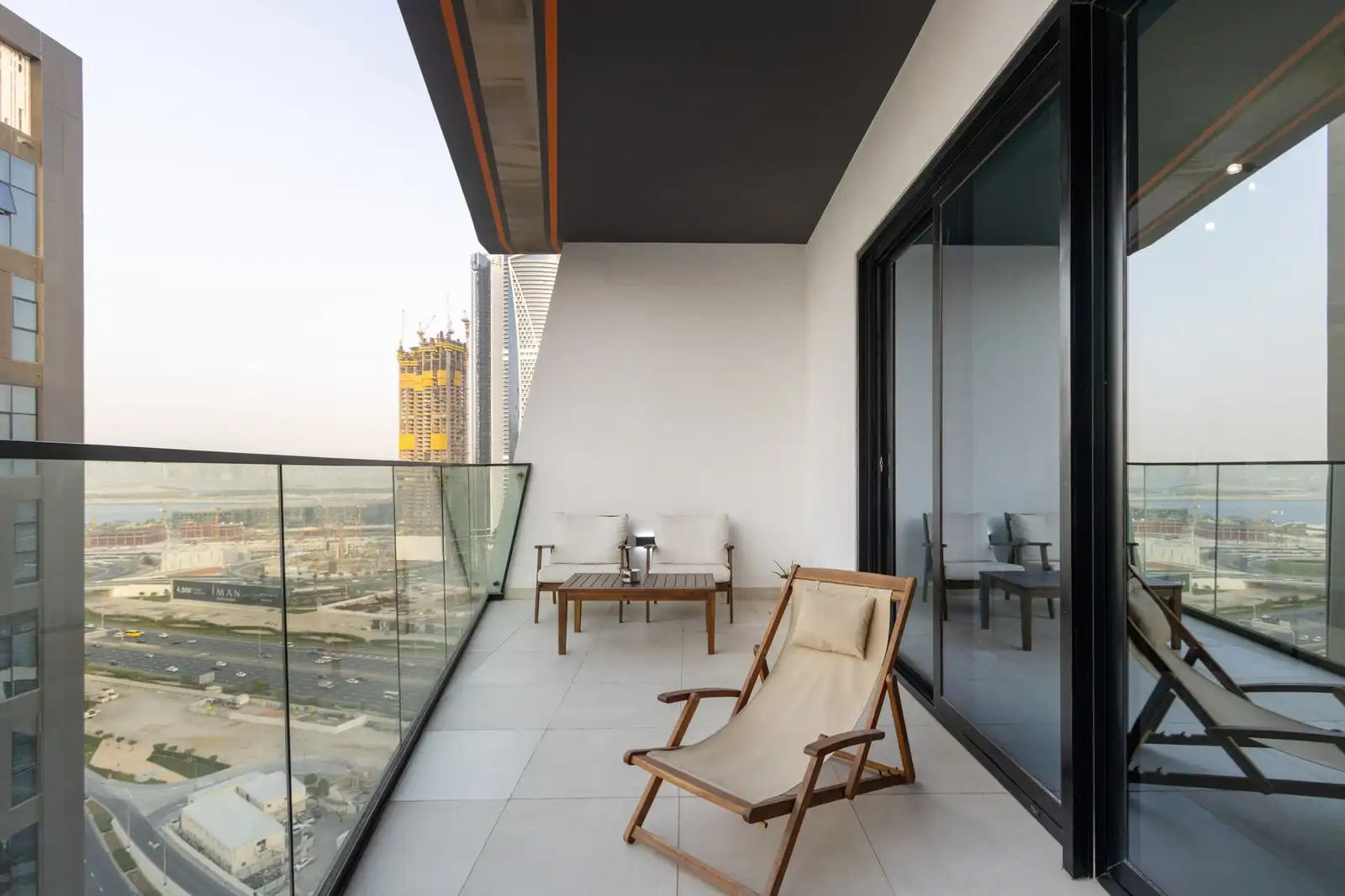 Classy 2B with Jacuzzi & Burj Khalifa View, Dubai