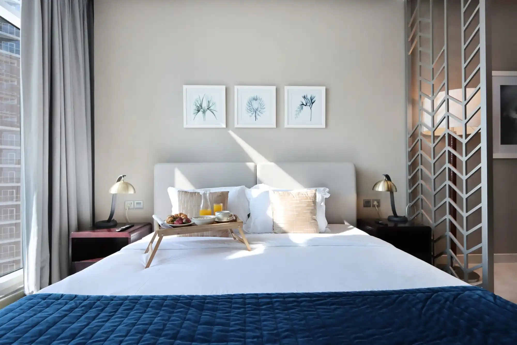 Classy Studio, Panoramic Dubai Canal View, Dubai