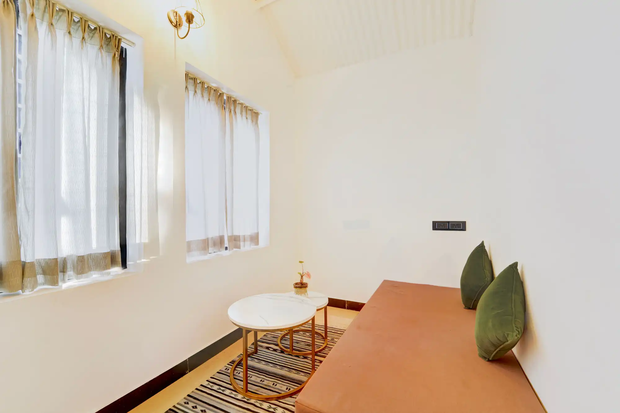Cleft, Ooty