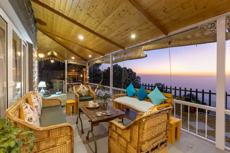 Cliff Side Villa, Kasauli