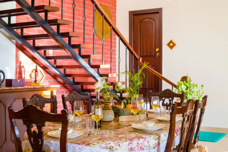 Cliff Side Villa, Kasauli