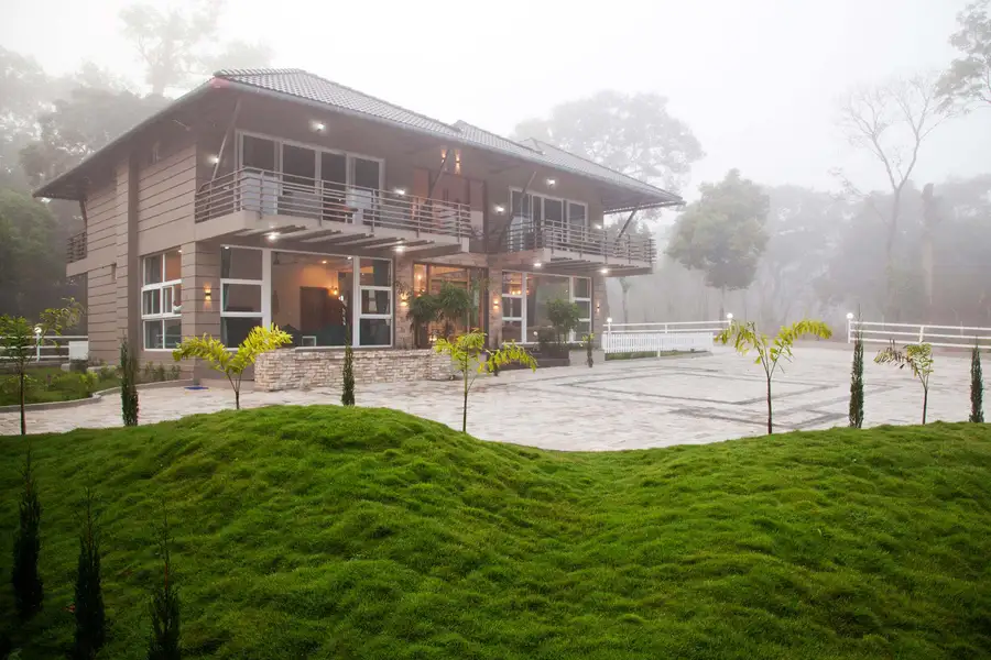 Coffee & Mist, Coorg