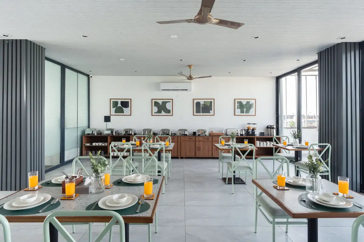 Comfort Room @ StayVista Residences near Cyber City Hub, New Delhi