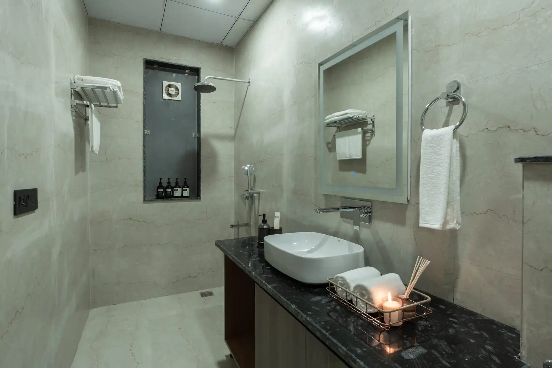 Comfort Room @ StayVista Residences near Cyber City Hub, New Delhi