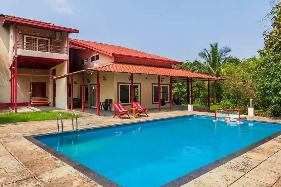 Corfu and Crete, Karjat