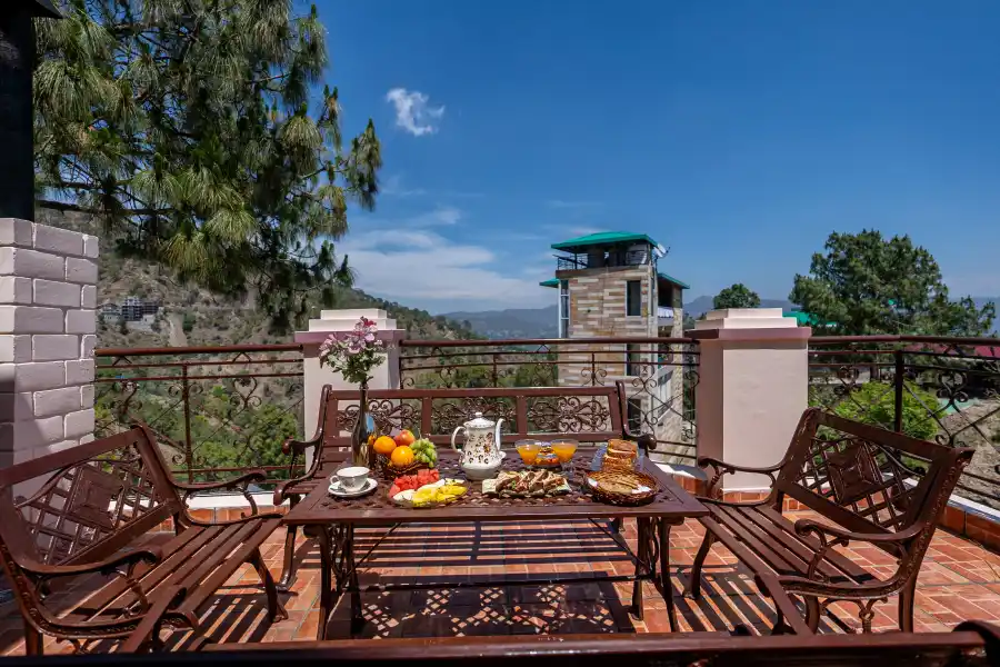 Cosy Crest, Kasauli
