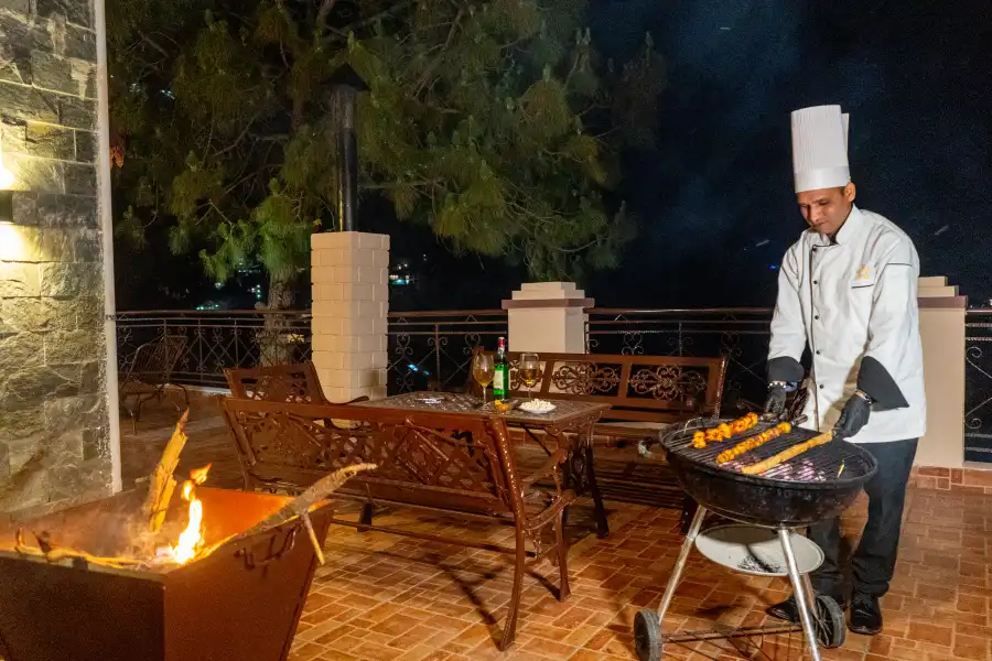 Cosy Crest, Kasauli