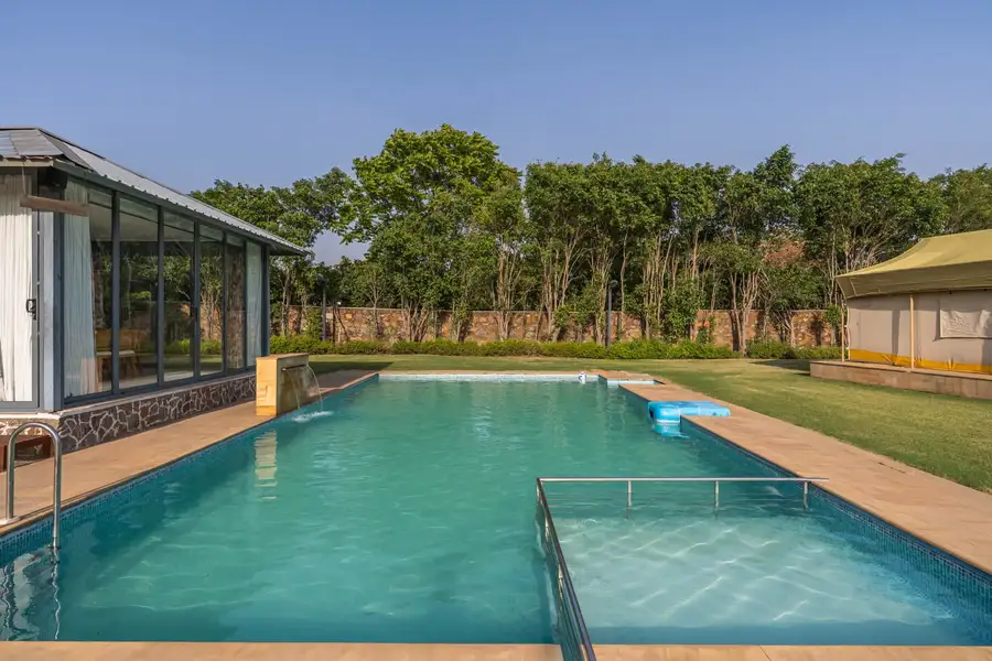 Cottage @ Kaimalgarh Aravalli Estate W/ Outdoor Pool, New Delhi