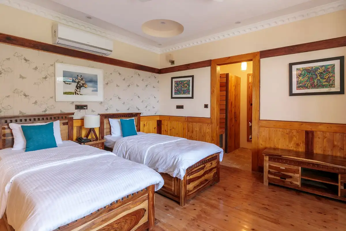Cottage on the Lake, Bhimtal