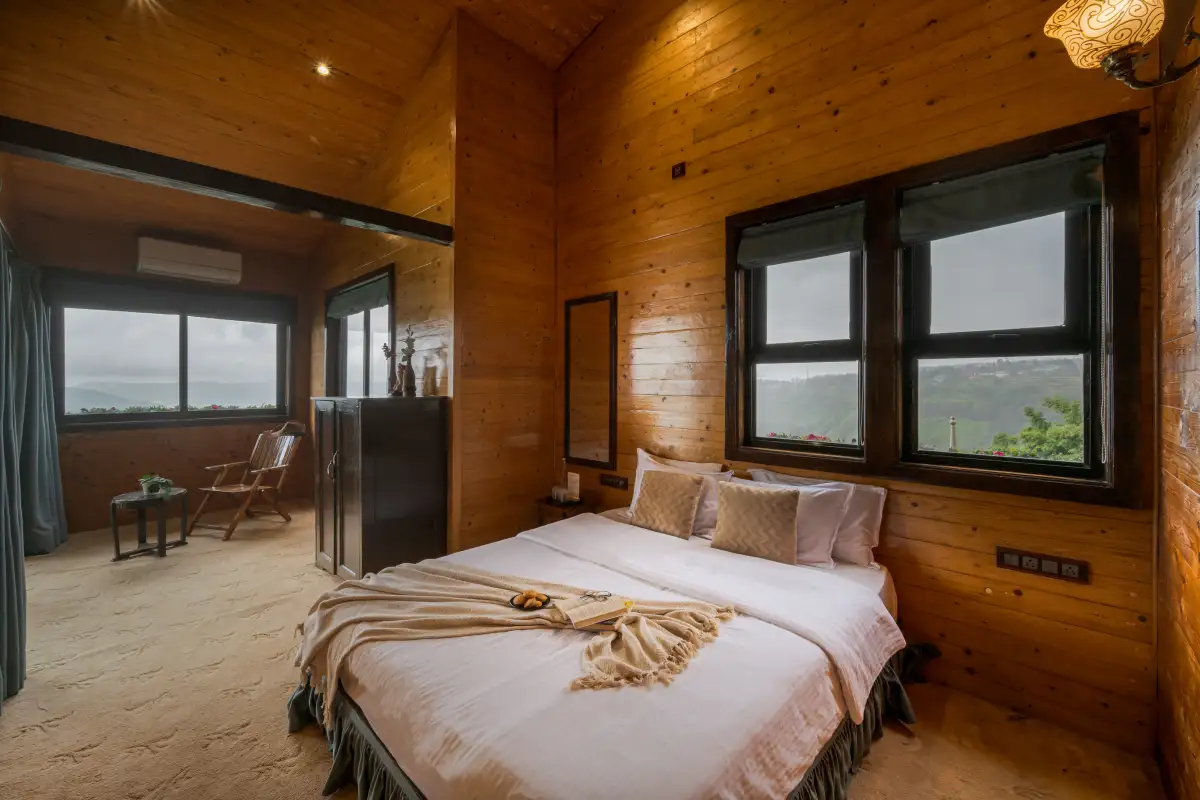 Cowboy Castle, Panchgani